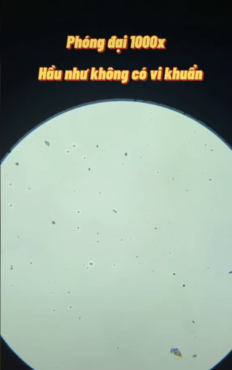 Kết quả bất ngờ khi soi nước dừa dưới kính hiển vi và thời điểm vàng uống nước dừa trong ngày giúp phụ nữ “hồi xuân”, bất chấp hết bệnh tật - Ảnh 1.