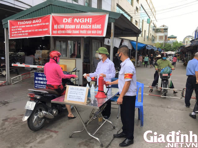 Hình ảnh những ngày trong dịch COVID-19 ở Hải Phòng, Quảng Ninh - Ảnh 11.