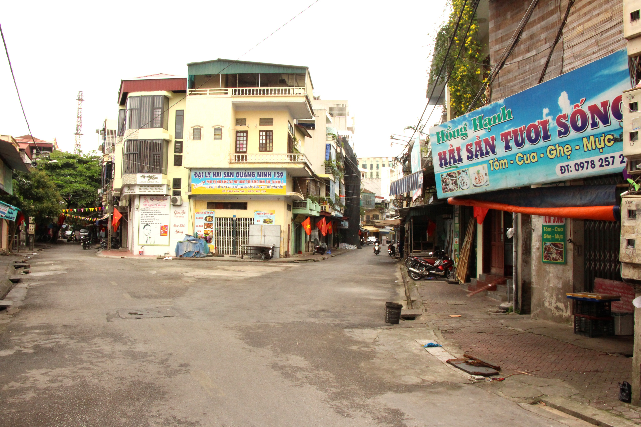 Xuất hiện ổ dịch mới tại Hải Dương, 4 người mắc COVID-19 trong ngày - Ảnh 5. Xuất hiện ổ dịch mới tại Hải Dương, 4 người mắc COVID-19 trong ngày - Ảnh 5.