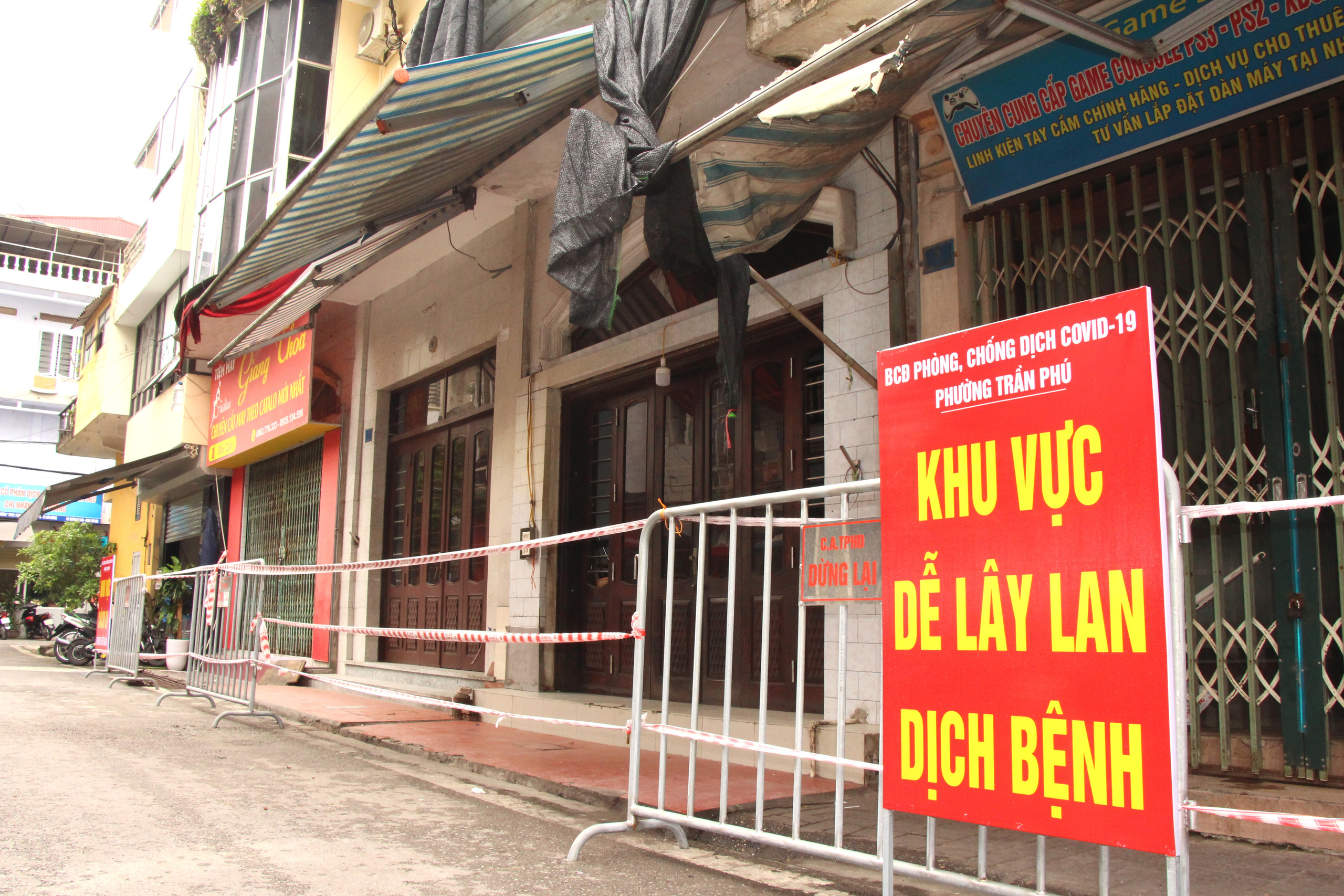 Xuất hiện ổ dịch mới tại Hải Dương, 4 người mắc COVID-19 trong ngày - Ảnh 6. Xuất hiện ổ dịch mới tại Hải Dương, 4 người mắc COVID-19 trong ngày - Ảnh 6.