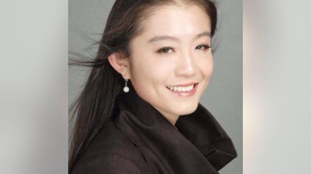 Rộ tin đồn nữ nhân viên Trung Quốc trẻ đẹp là kẻ thứ 3 khiến vợ chồng Bill Gates ly hôn, người trong cuộc lên tiếng - Ảnh 1.