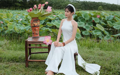 Con gái Hiệp Gà 17 tuổi: Phổng phao, cao lớn, được khuyên đi thi Hoa hậu
