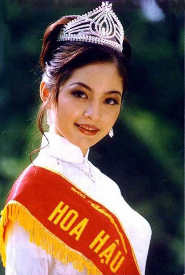 Top 3 Hoa hậu Việt Nam 1996 ngày ấy - bây giờ - Ảnh 1.