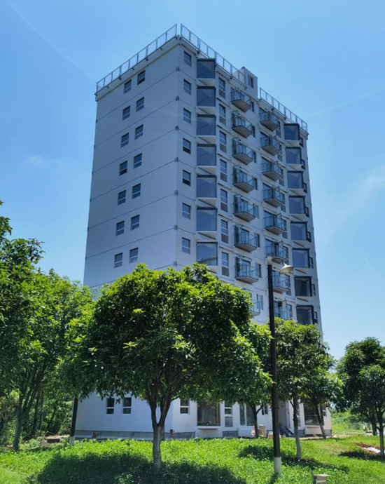 Công ty Trung Quốc xây chung cư 10 tầng trong 29 giờ - Ảnh 4.