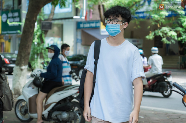  Thi lớp 10 ở Hà Nội: Không bật điều hoà, cha mẹ không được tập trung ở cổng trường - Ảnh 3.