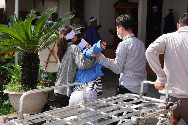 Nghi phạm giết vợ, bố mẹ vợ ở Thái Bình nhằm níu kéo việc ly hôn - Ảnh 2.