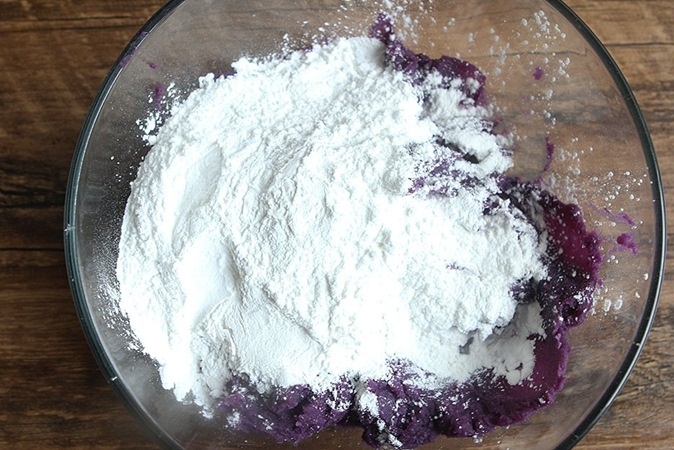 Vừa giải cứu khoai lang tím các chị em vừa làm được cả loạt món ngon như thế này, đúng là một công đôi việc - Ảnh 15. Vừa giải cứu khoai lang tím các chị em vừa làm được cả loạt món ngon như thế này, đúng là một công đôi việc - Ảnh 15.