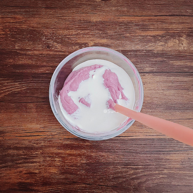 Vừa giải cứu khoai lang tím các chị em vừa làm được cả loạt món ngon như thế này, đúng là một công đôi việc - Ảnh 5. Vừa giải cứu khoai lang tím các chị em vừa làm được cả loạt món ngon như thế này, đúng là một công đôi việc - Ảnh 5.