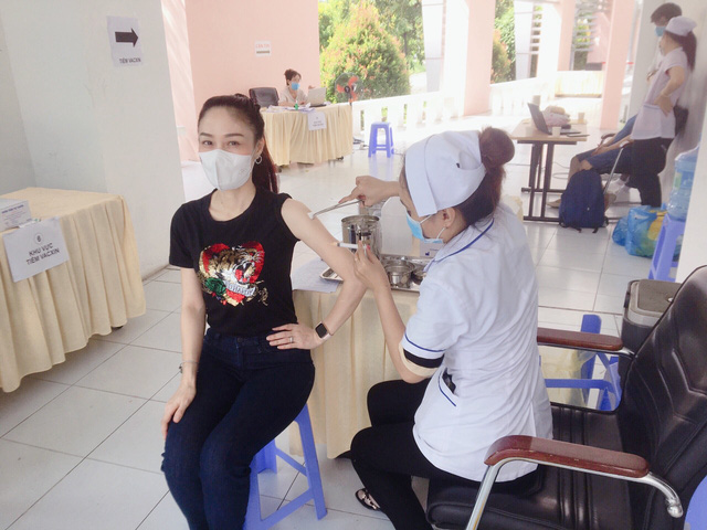 TP.HCM sẽ có 630 điểm tiêm vaccine COVID-19 trong 2-3 tuần - Ảnh 2.