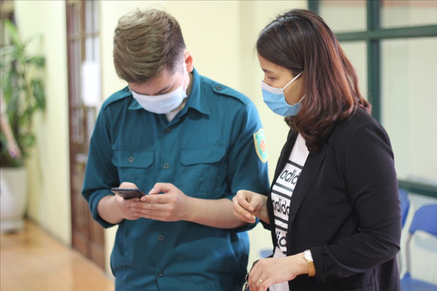 100% cơ quan, đơn vị ở Hà Nội phải quản lý người ra vào bằng mã QR theo hướng dẫn của Bộ Y tế - Ảnh 2.