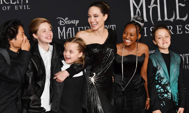 Angelina Jolie lại giành toàn quyền nuôi con từ tay Brad Pitt