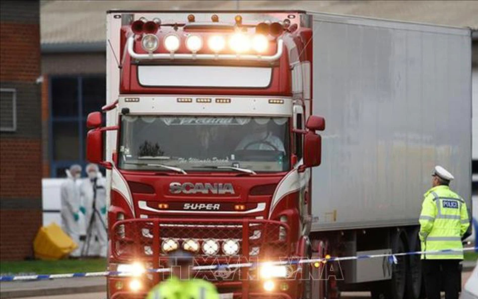 Tin mới nhất vụ 39 thi thể trong xe tải ở Anh: Bị cáo người Romania sẽ phải bồi thường cho các gia đình nạn nhân