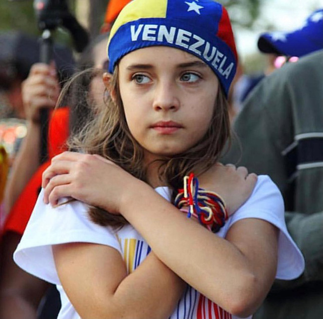 Hoa hậu Venezuela bị sát hại gây rúng động thế giới, con gái thoát nạn giờ ra sao? - Ảnh 13.