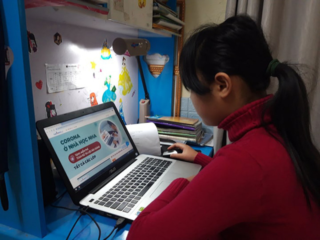 Đầu năm học, các trường tại Hà Nội sẽ dạy học trực tuyến - Ảnh 1.