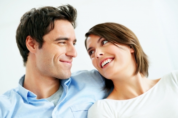 Những bí kíp hay giúp hai vợ chồng hạnh phúc lâu bền - Ảnh 2.