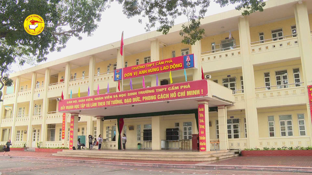 Sự thật bất ngờ vụ Thầy giáo Quảng Ninh bị tố quấy rối, nhắn tin tán tỉnh nữ sinh cấp 3: UBND TP đưa ra kết luận chính thức - Ảnh 3.