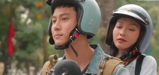 Hậu trường không thể ngờ cảnh Thanh Sơn chở Khả Ngân trên xe máy - Ảnh 1.