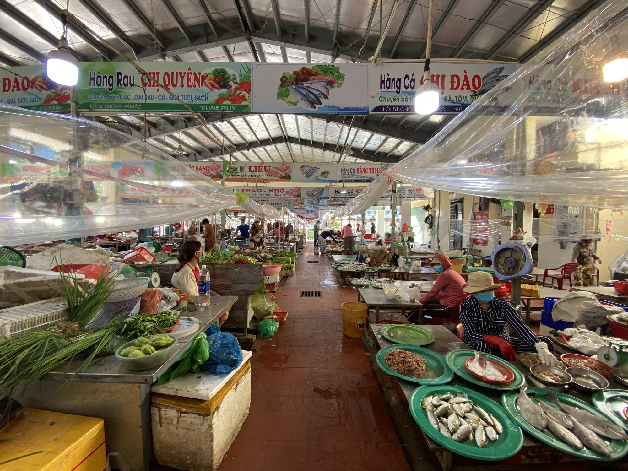 Ngắm nh&igrave;n Đ&agrave; Nẵng ng&agrave;y đầu nới lỏng c&aacute;c hoạt động sau thời gian d&agrave;i ai ở đ&acirc;u ở đ&oacute; - Ảnh 9.