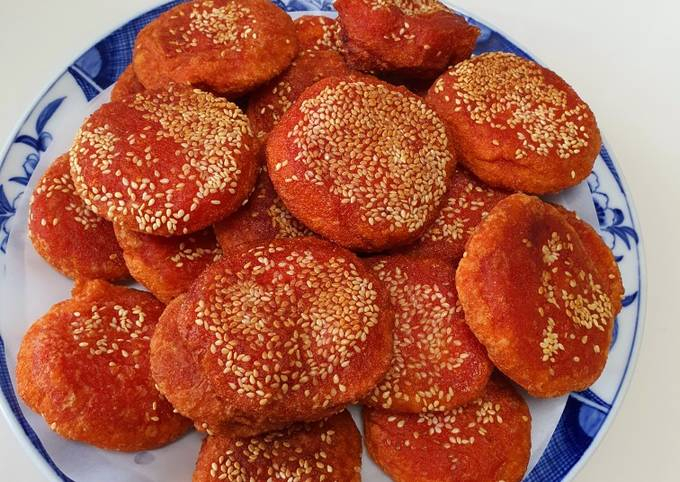 Cuối tuần v&agrave;o bếp với m&oacute;n ăn vặt ngon miệng độc đ&aacute;o l&agrave;m từ quả gấc thơm ngon khiến c&aacute;c mẹ đảm phải bất ngờ - Ảnh 5.