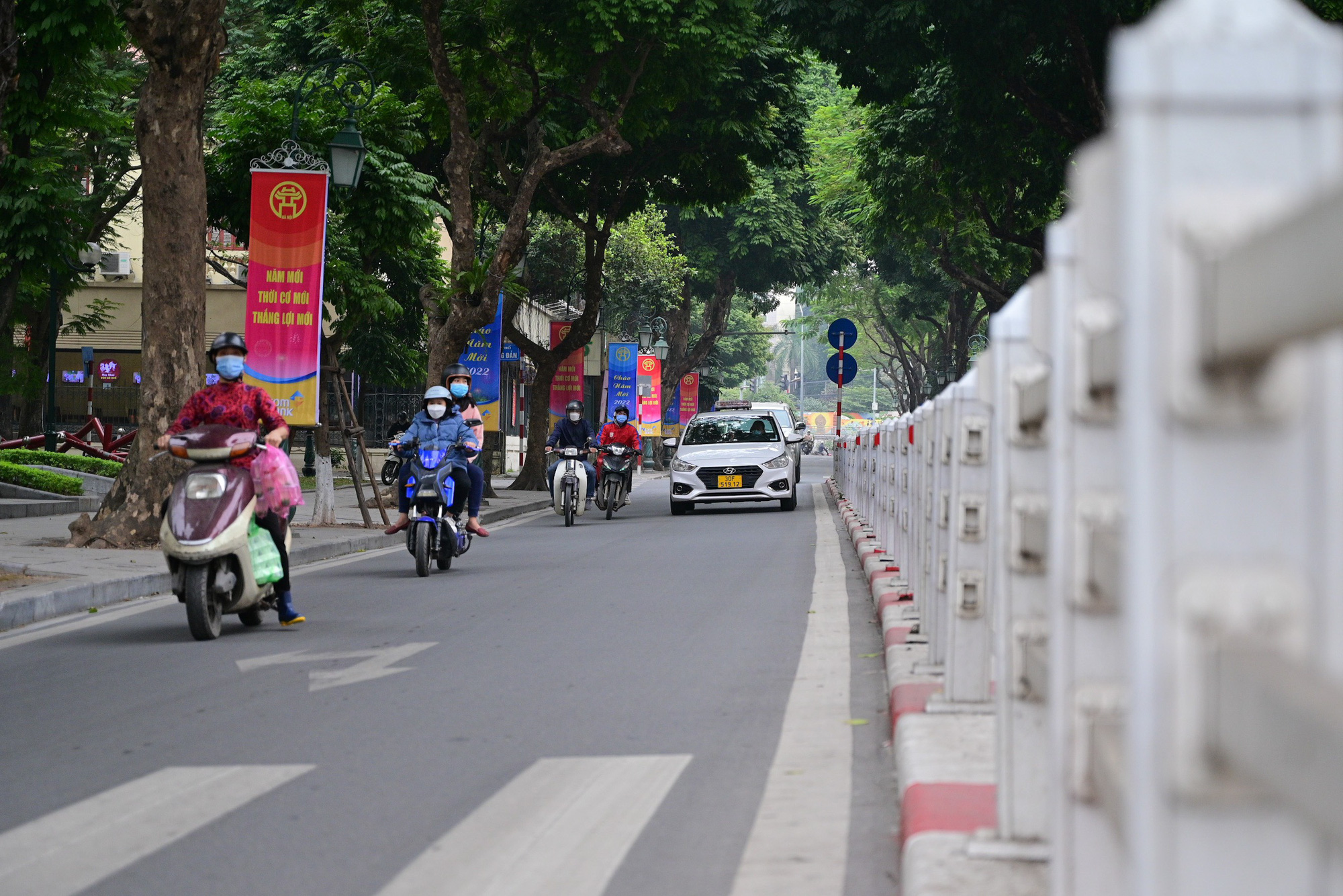 Phố phường Hà Nội ngày đầu năm 2022 - Ảnh 1. Phố phường Hà Nội ngày đầu năm 2022 - Ảnh 1.