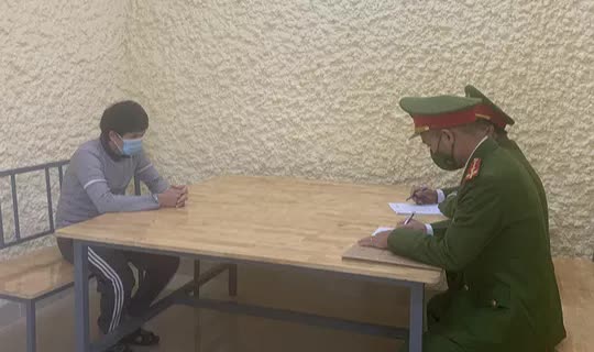 Lật tẩy kịch bản lừa gạt hết sức ma m&atilde;nh của g&atilde; thầy b&oacute;i l&agrave;ng - Ảnh 1.