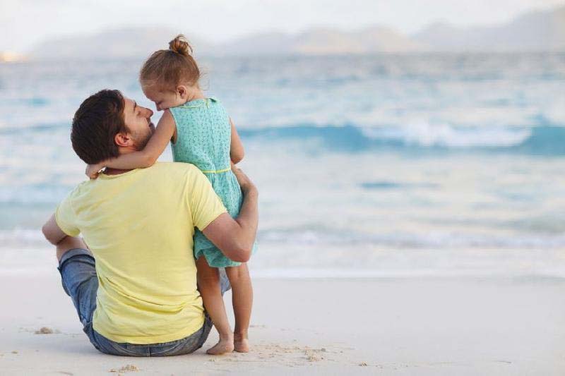 Đối với những gia đình có con gái, cha mẹ nên chú ý 5 điều cấm kỵ sau kẻo ảnh hưởng đến hạnh phúc sau này của bé - Ảnh 4.
