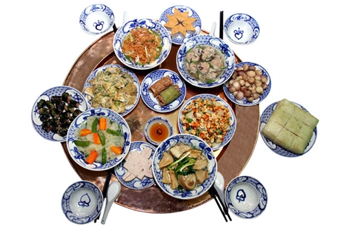Cách ăn &quot;chất lừ&quot; của người Hà Nội nhìn từ những món ăn không thể thiếu trong mâm cỗ ngày Tết - Ảnh 2.