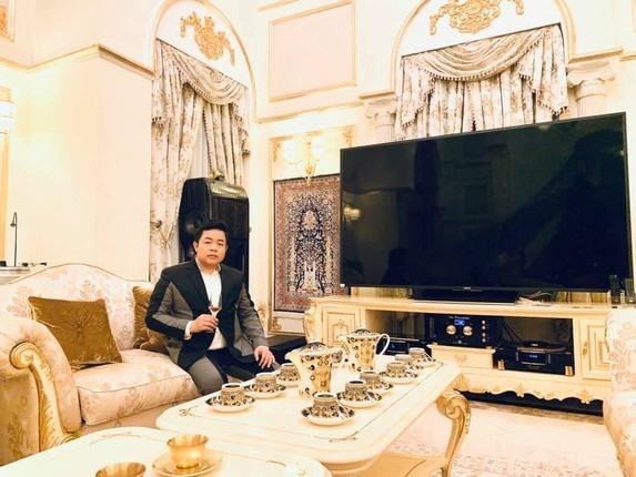 Quang Lê phủ nhận chuyện sở hữu biệt thự dát vàng 200 tỷ - Ảnh 3.
