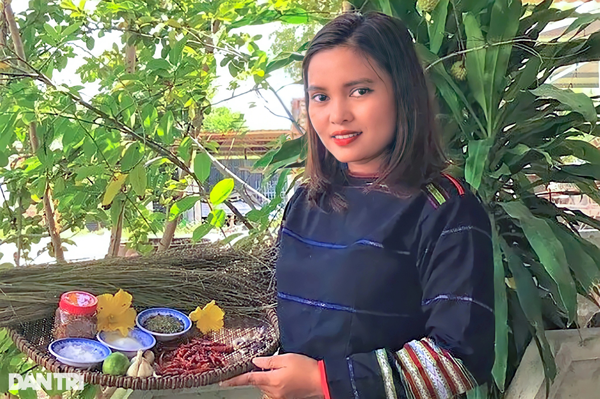 Băng rừng t&igrave;m loại cỏ thơm, chế biến th&agrave;nh m&oacute;n đặc sản kiếm l&atilde;i tiền triệu - Ảnh 4.