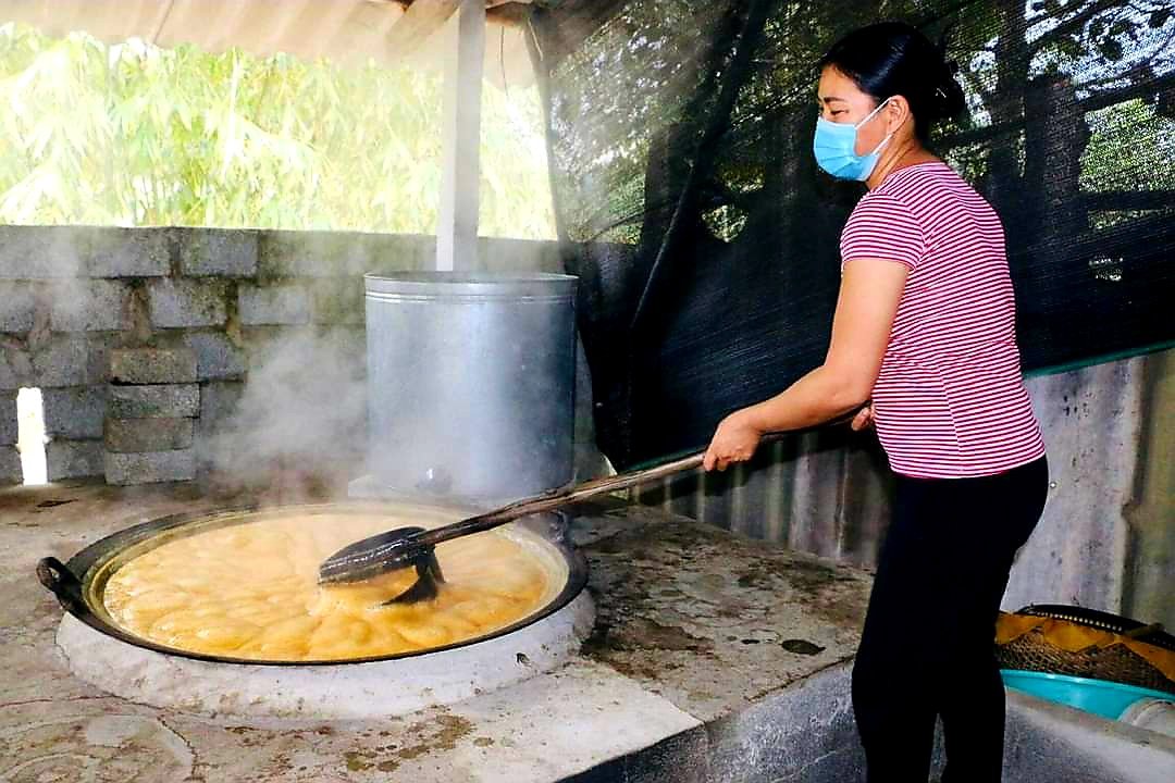 Làng mật mía vùng núi Hà Tĩnh rộn ràng vào mùa Tết - Ảnh 9.