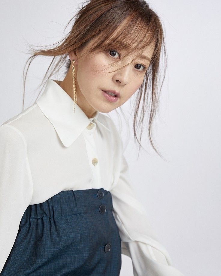Mỹ nh&acirc;n từ bỏ nghiệp diễn để cưới người cưỡng hiếp m&igrave;nh: 32 năm sống như n&ocirc; lệ, U60 lột x&aacute;c visual t&aacute;i xuất m&agrave;n ảnh - Ảnh 5.