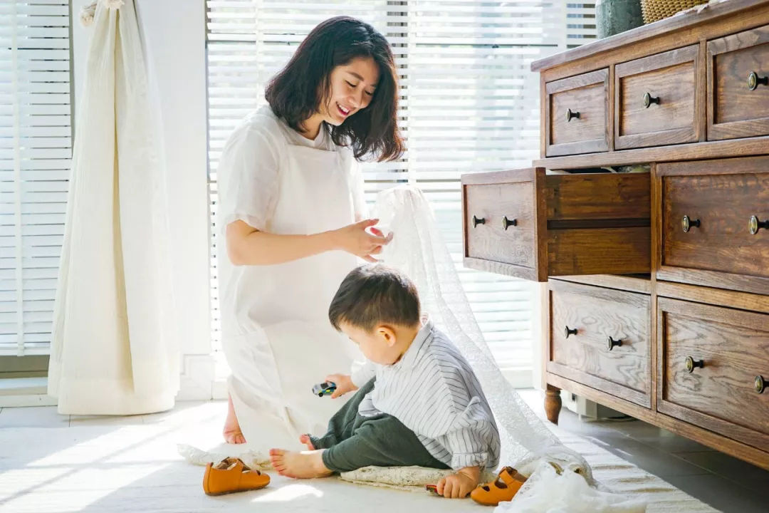 Ngôi nhà đổ nát rộng 185m2 biến thành tổ ấm dịu dàng đầy nắng và cây xanh của gia đình trẻ - Ảnh 15. Ngôi nhà đổ nát rộng 185m2 biến thành tổ ấm dịu dàng đầy nắng và cây xanh của gia đình trẻ - Ảnh 15.