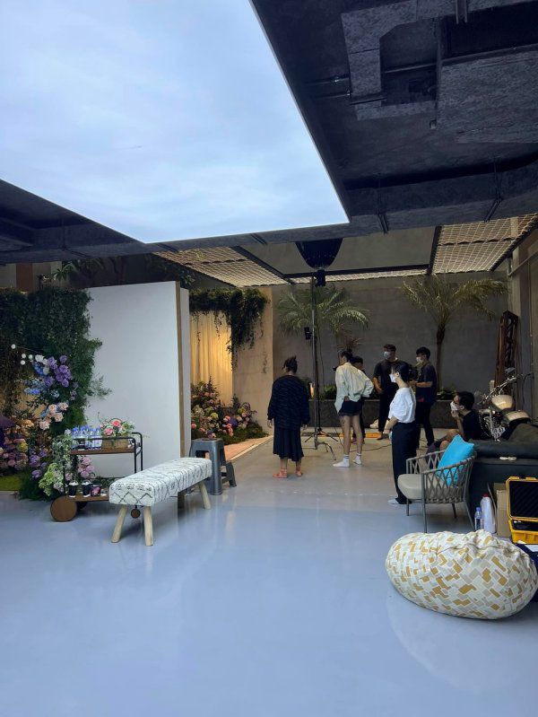 Vợ chồng Cường Đô La khoe trang trí Tết, đảm bảo người qua đường phải ngoái lại nhìn - Ảnh 8. Vợ chồng Cường Đô La khoe trang trí Tết, đảm bảo người qua đường phải ngoái lại nhìn - Ảnh 8.