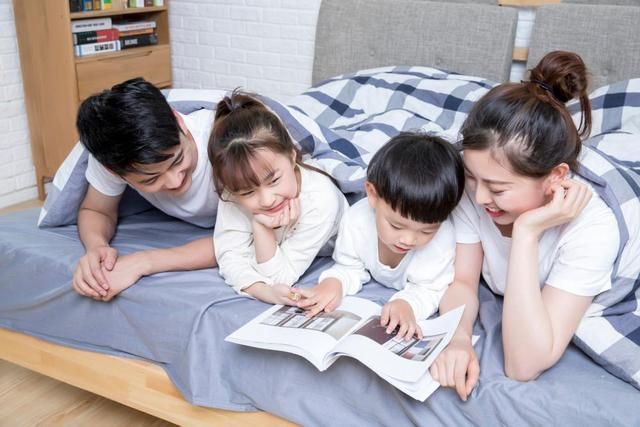 Trước khi ngủ 1 tiếng, bố mẹ nên làm 4 điều này để cải thiện IQ, EQ cho trẻ - Ảnh 3.