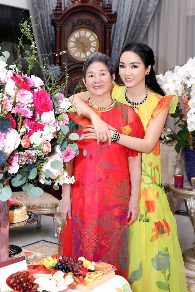 Mẹ của các hoa hậu Việt Nam - Ảnh 4.