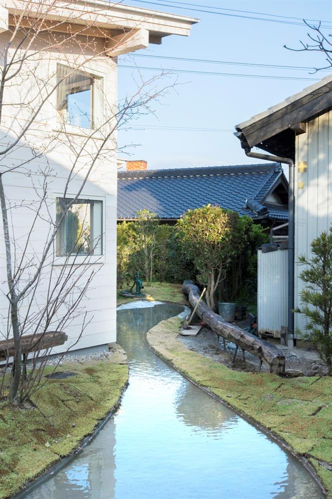 Ngôi nhà ở Nhật Bản ấn tượng vì lạ mắt - Ảnh 3.