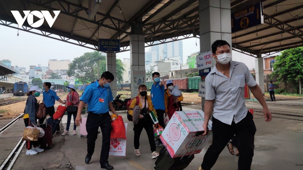 Tin sáng 7/1: Sau tiêm mũi 3, bao lâu mới có kháng thể?; có phải tiêm vaccine COVID-19 đến hết đời không?;  - Ảnh 6.