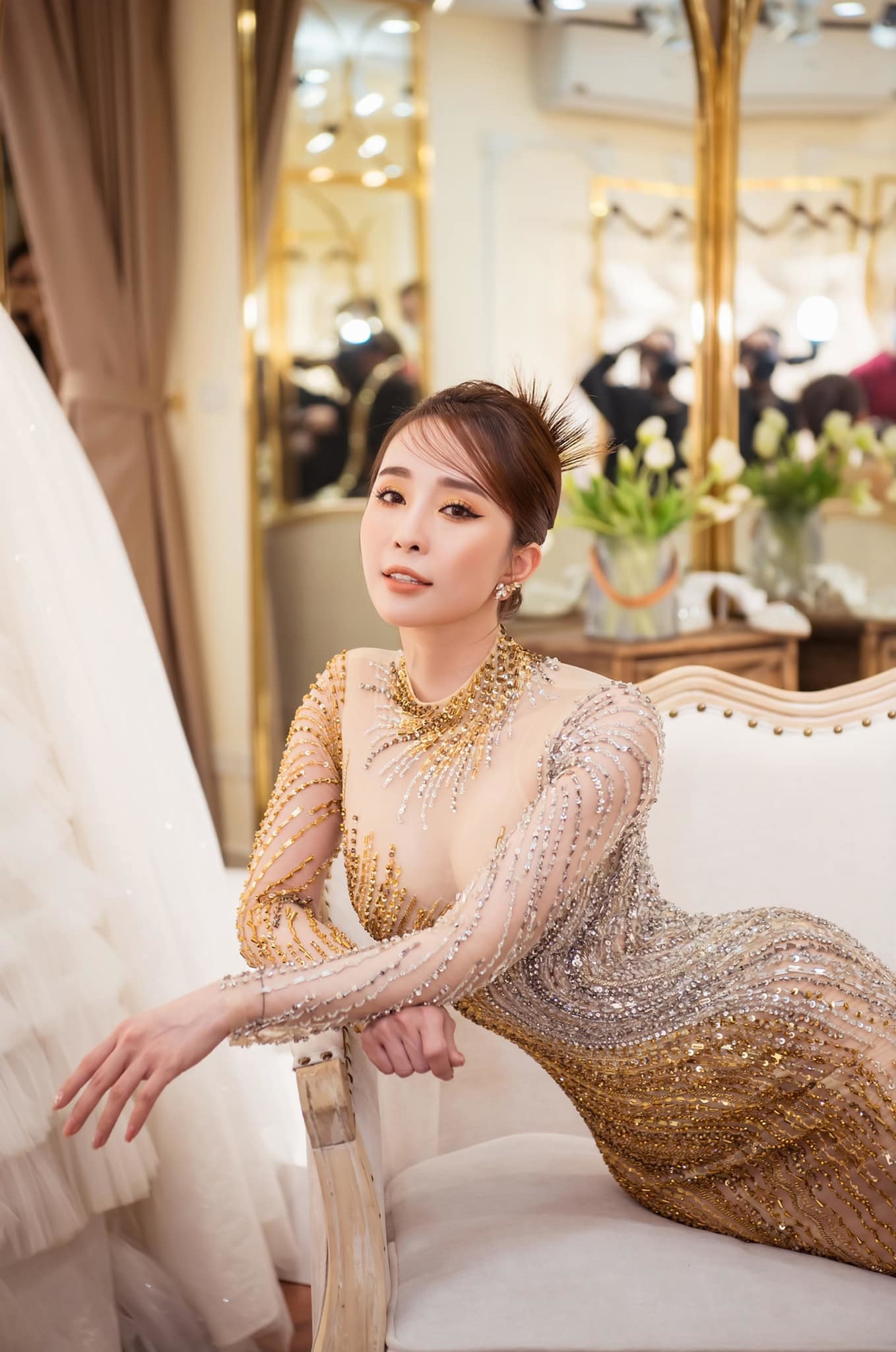 5 sao nữ nghiện khoe body gợi cảm trong showbiz Việt - Ảnh 25. 5 sao nữ nghiện khoe body gợi cảm trong showbiz Việt - Ảnh 25.