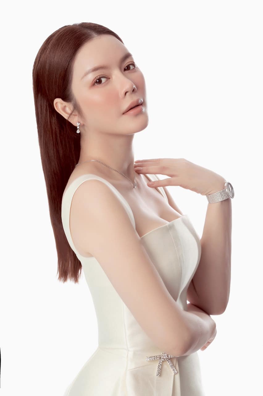 Top những người đẹp sexy nhất showbiz Việt - Ảnh 12. Top những người đẹp sexy nhất showbiz Việt - Ảnh 12.