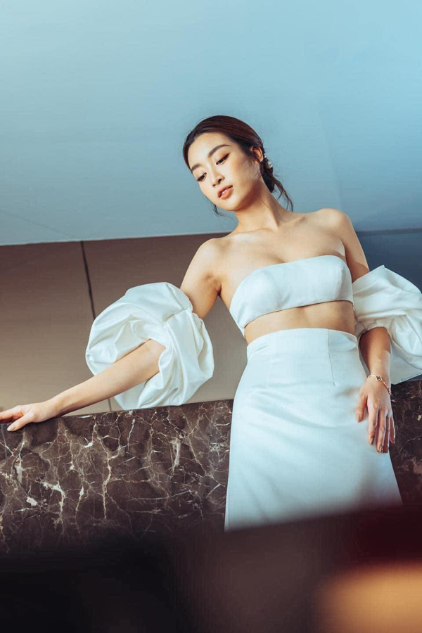 Style váy cưới độc lạ của Hoa hậu Đỗ Mỹ Linh - Ảnh 6.