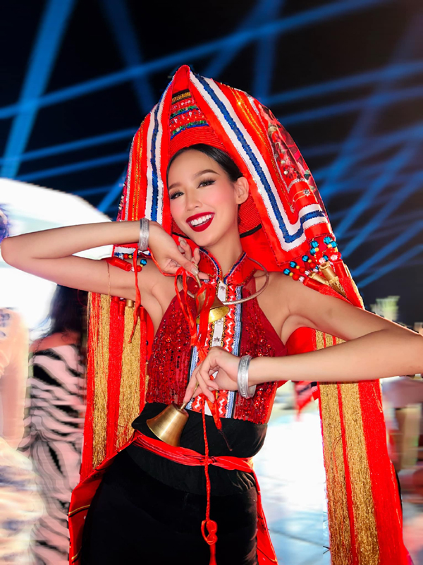 Gia cảnh kín tiếng của Bảo Ngọc - tân Hoa hậu Liên lục địa đầu tiên của Việt Nam - Ảnh 8.