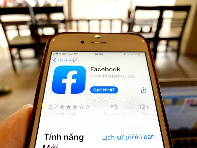 Tin 17/10: Một người nước ngoài trở lại Việt Nam cảm ơn các bác sĩ; ngỡ ngàng với số thuế Facebook, Google, Netflix, TikTok... đã nộp tại Việt Nam - Ảnh 4.