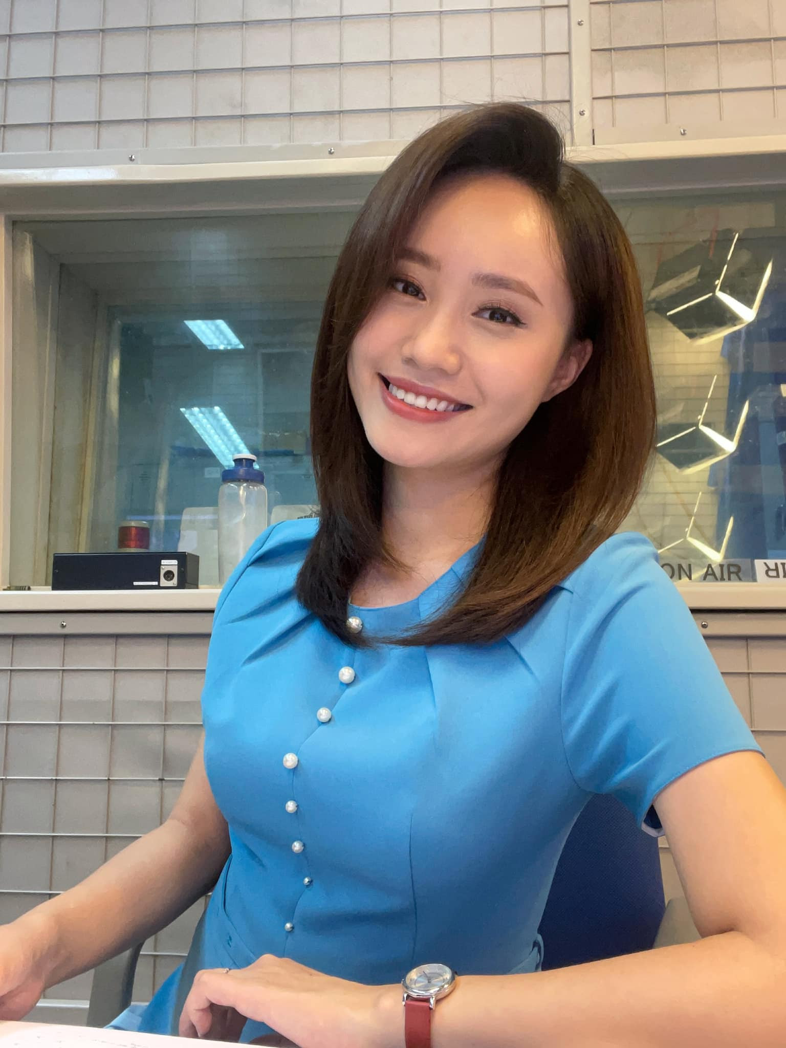 MC Xuân Anh: ‘Có ngày tôi đau không đứng nổi, chồng phải tắm gội cho' - Ảnh 2.