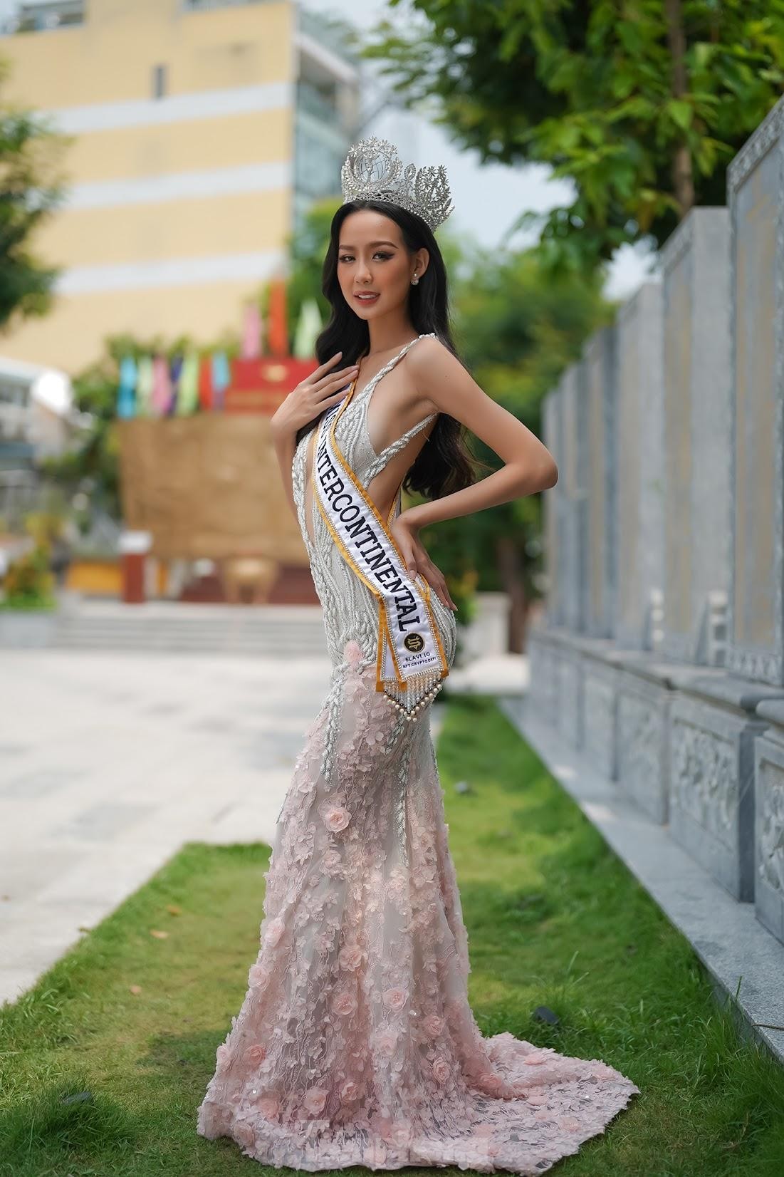 Hoa hậu Bảo Ngọc: 'Tôi sụt 3 kg sau khi đăng quang' ảnh 9
