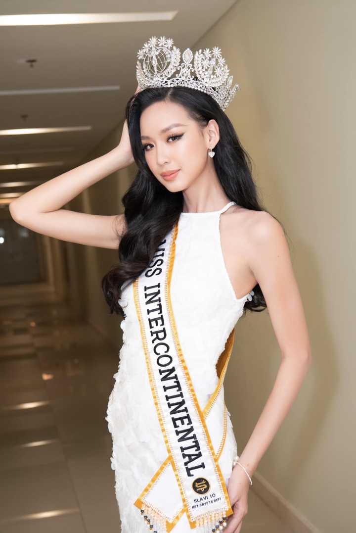 Cuộc sống của 5 mỹ nhân Việt đăng quang hoa hậu quốc tế - 2
