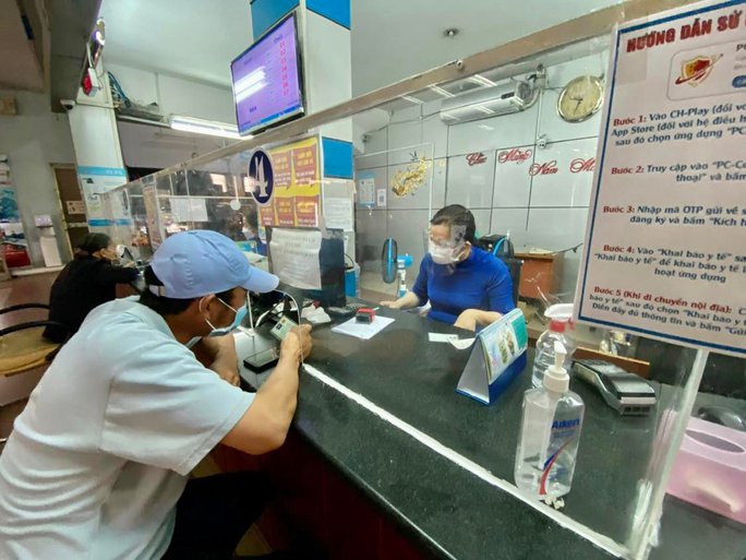 Tin 20/10: Thông tin &quot;nữ sinh bị quay lén&quot; tại 1 Trung tâm giáo dục là sai sự thật; nghi vấn trẻ nghịch lửa gây cháy cửa hàng trang trí nội thất - Ảnh 2.