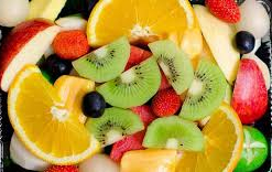 Mì ăn liền, hải sản, trái cây gọt vỏ... không nên ăn trong mùa mưa bão? - Ảnh 5. Mì ăn liền, hải sản, trái cây gọt vỏ... không nên ăn trong mùa mưa bão? - Ảnh 5.