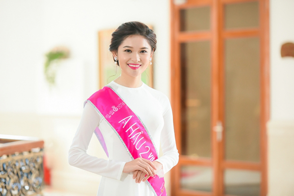 Đỗ Mỹ Linh và 2 người đẹp lọt Top 3 Hoa hậu Việt Nam 2016 giờ ra sao? - Ảnh 12.