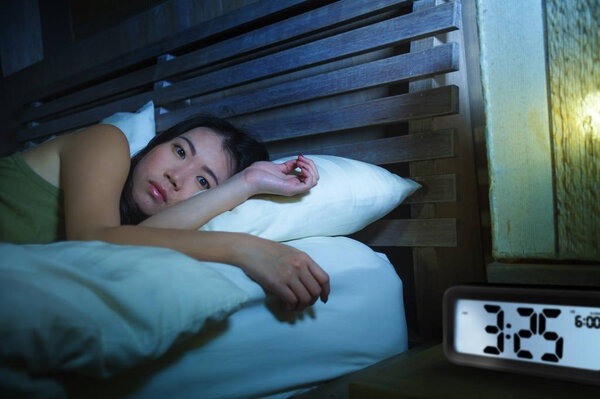 Chi tiền để thuê người ru ngủ - Ảnh 1. Chi tiền để thuê người ru ngủ - Ảnh 1.