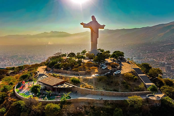 cristo-de-la-concordia-1-16663379773751930203999-1666567428907-1666567429056722797969.jpg